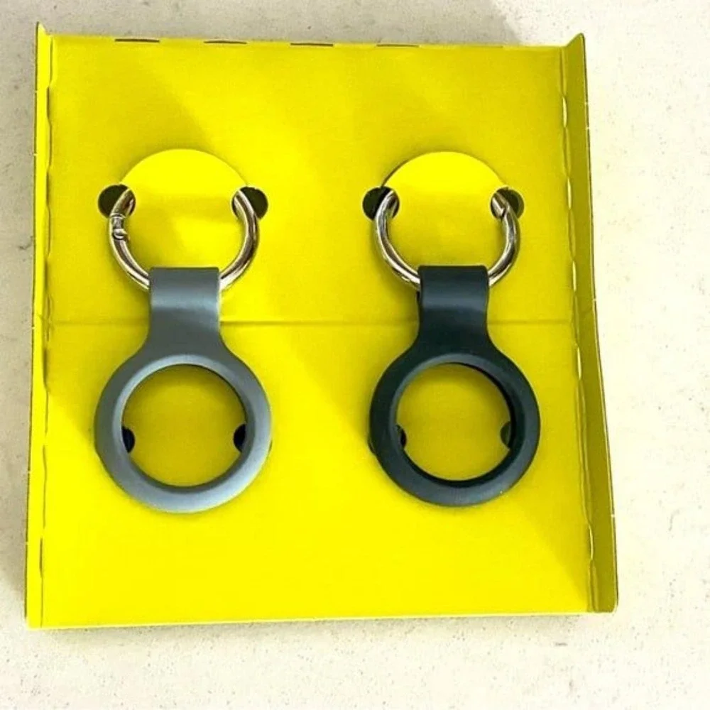 Onn protective holder with carabiner style ring for Apple AirTag 4 pack